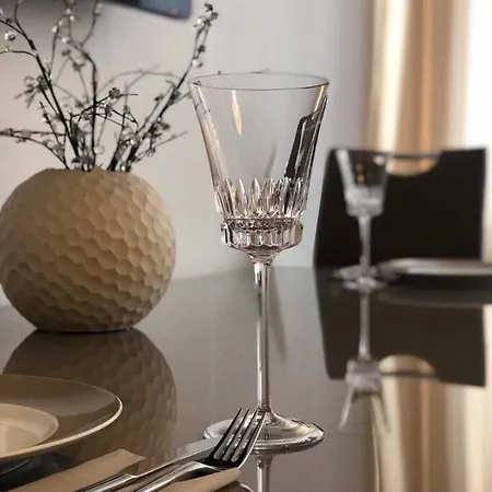 Center * 杜塞尔多夫