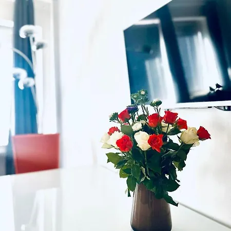 Apartment Center *