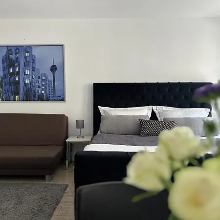 Apartment Center