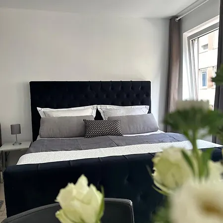 Apartment Center *