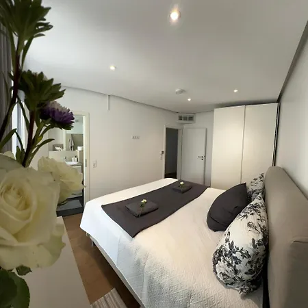 Apartment Center Dusseldorf