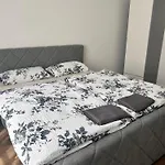 Apartament Center