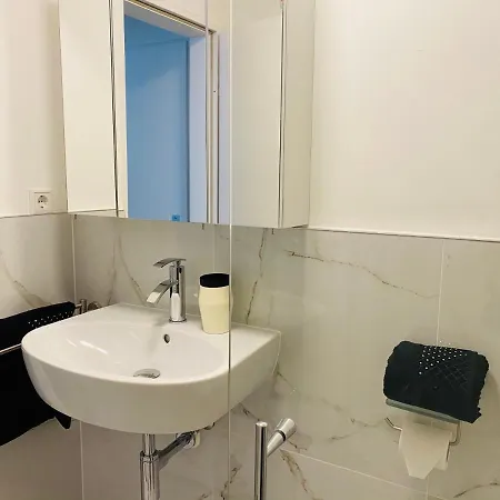Apartment Center Dusseldorf